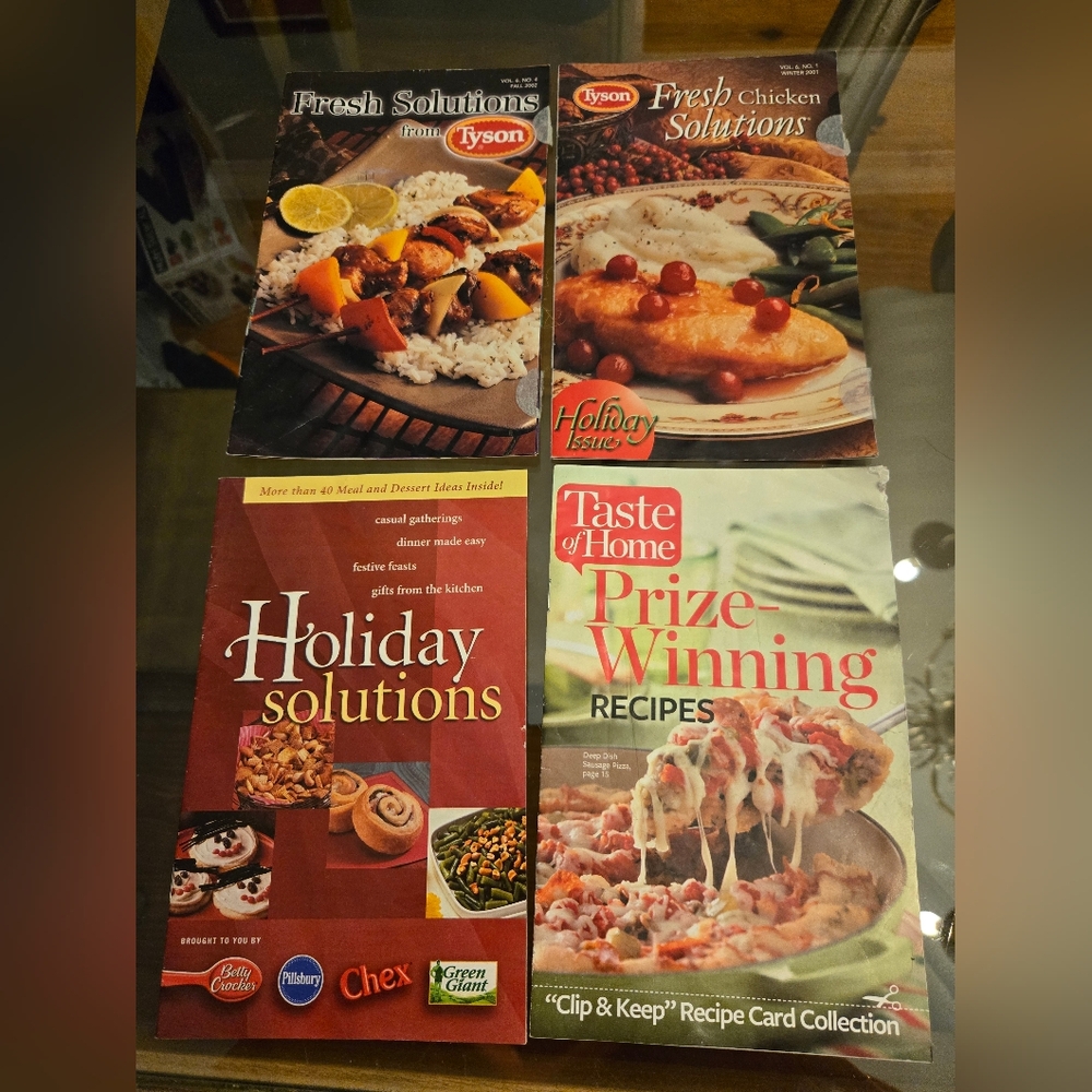 Assorted Recipe Booklet Collection - Picture 5 of 6